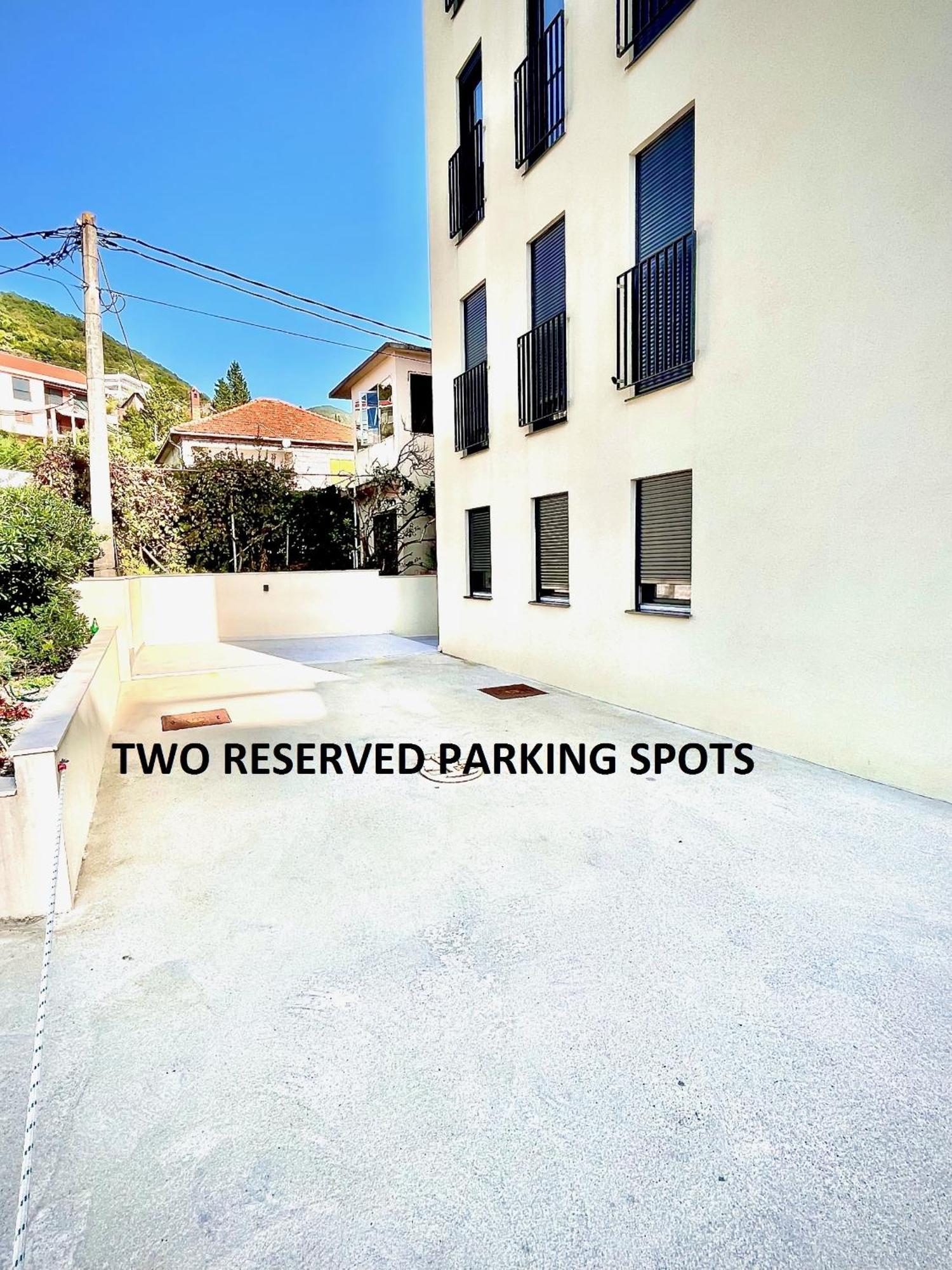 Fides Stylish Apartments Tivat With Pool 外观 照片